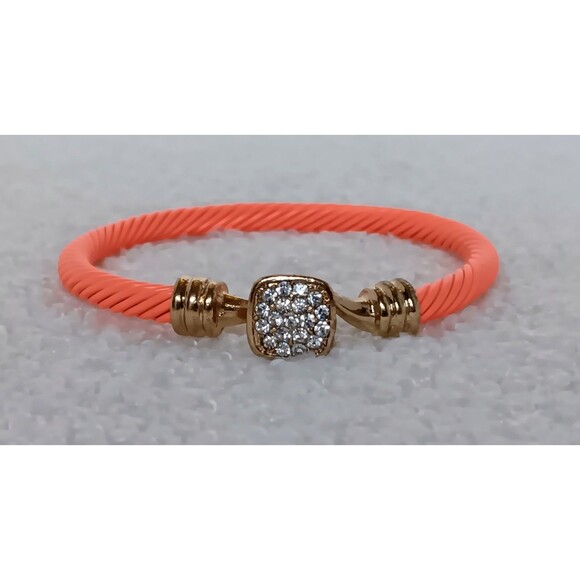 Rhinestone Peach Cable Bracelet 6.75 in - Picture 1 of 9